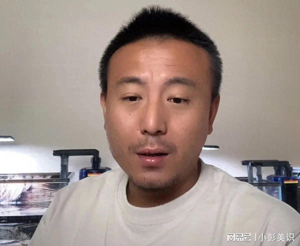 51我也要配资 毛剑卿谈曹赟定炮轰申花主帅斯卢茨基
