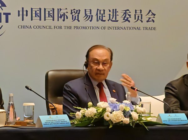 长宏网配资 马来西亚总理安瓦尔: 正与中方商讨延伸马东铁到泰国边境地区
